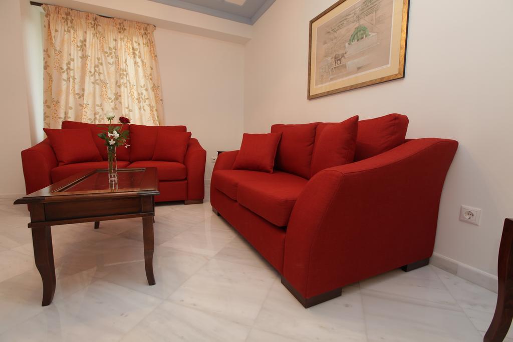 Avgerinos Hotel Kampochora  Quarto foto