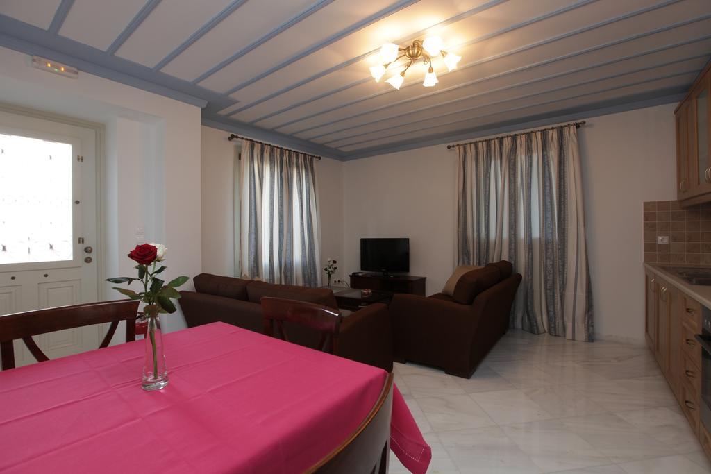 Avgerinos Hotel Kampochora  Quarto foto