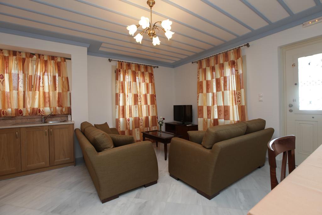 Avgerinos Hotel Kampochora  Quarto foto